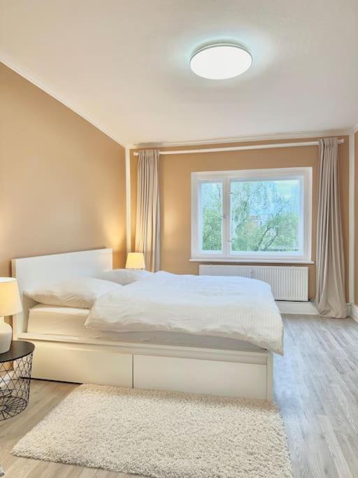 2 Zimmer Apartment Mit Parkplatz Berlin Exterior photo