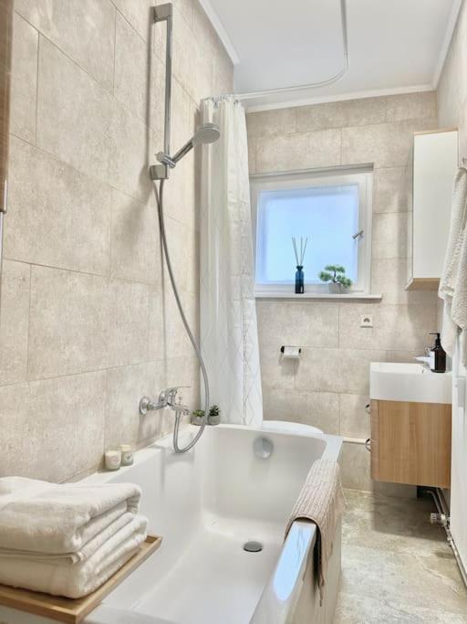 2 Zimmer Apartment Mit Parkplatz Berlin Exterior photo